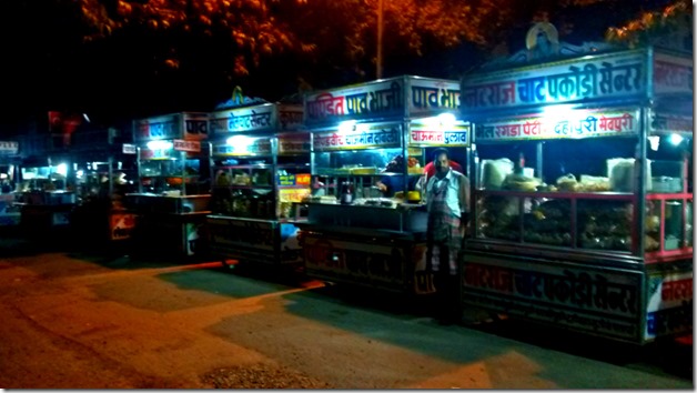 Street food at Sikhodia Circle